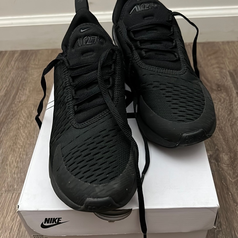 Nike Air Max 270